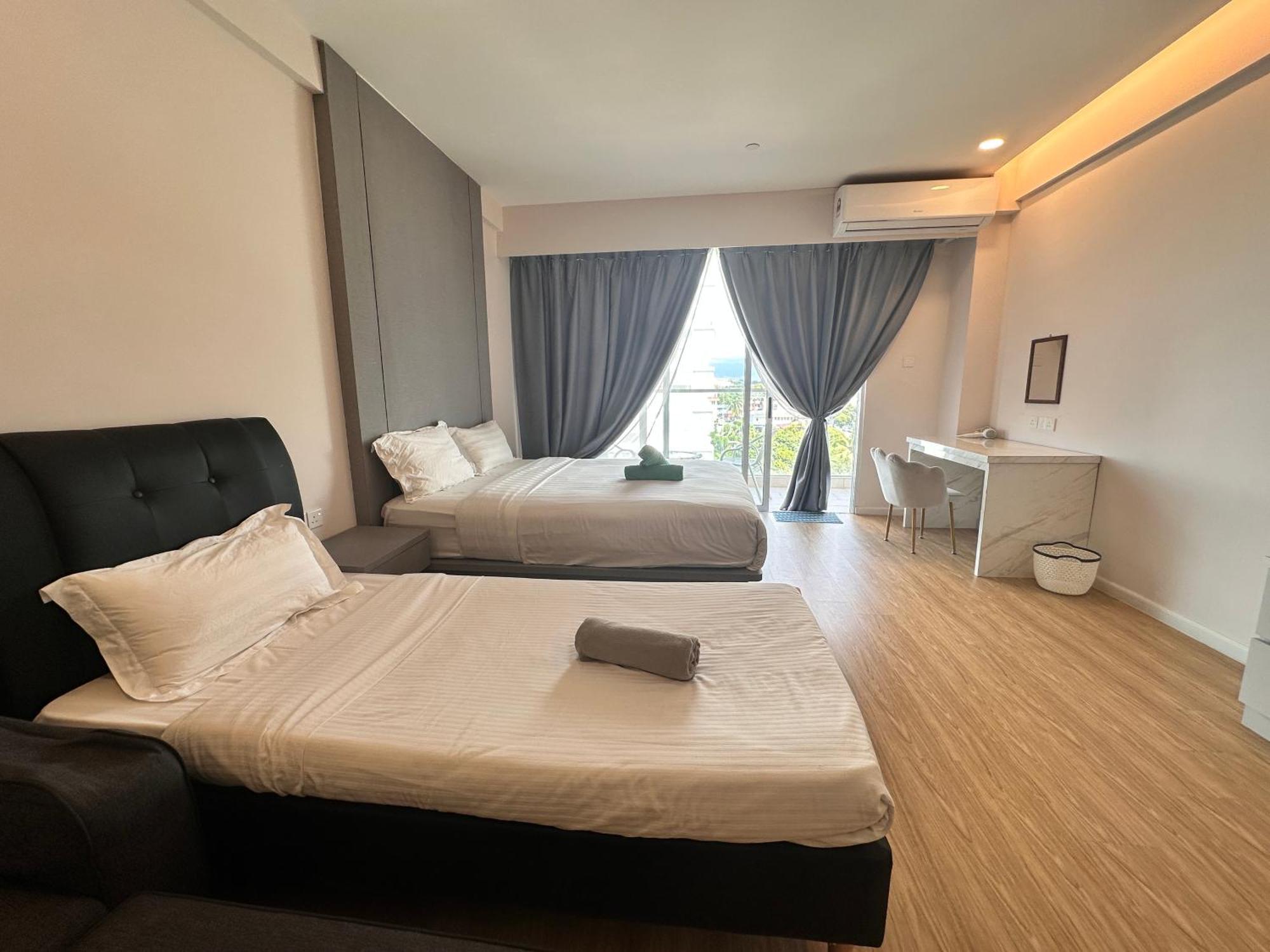 Aru Suites Homestay Wifi,Carpark,24H Check In,Water Filter By R2 Residence コタキナバル エクステリア 写真