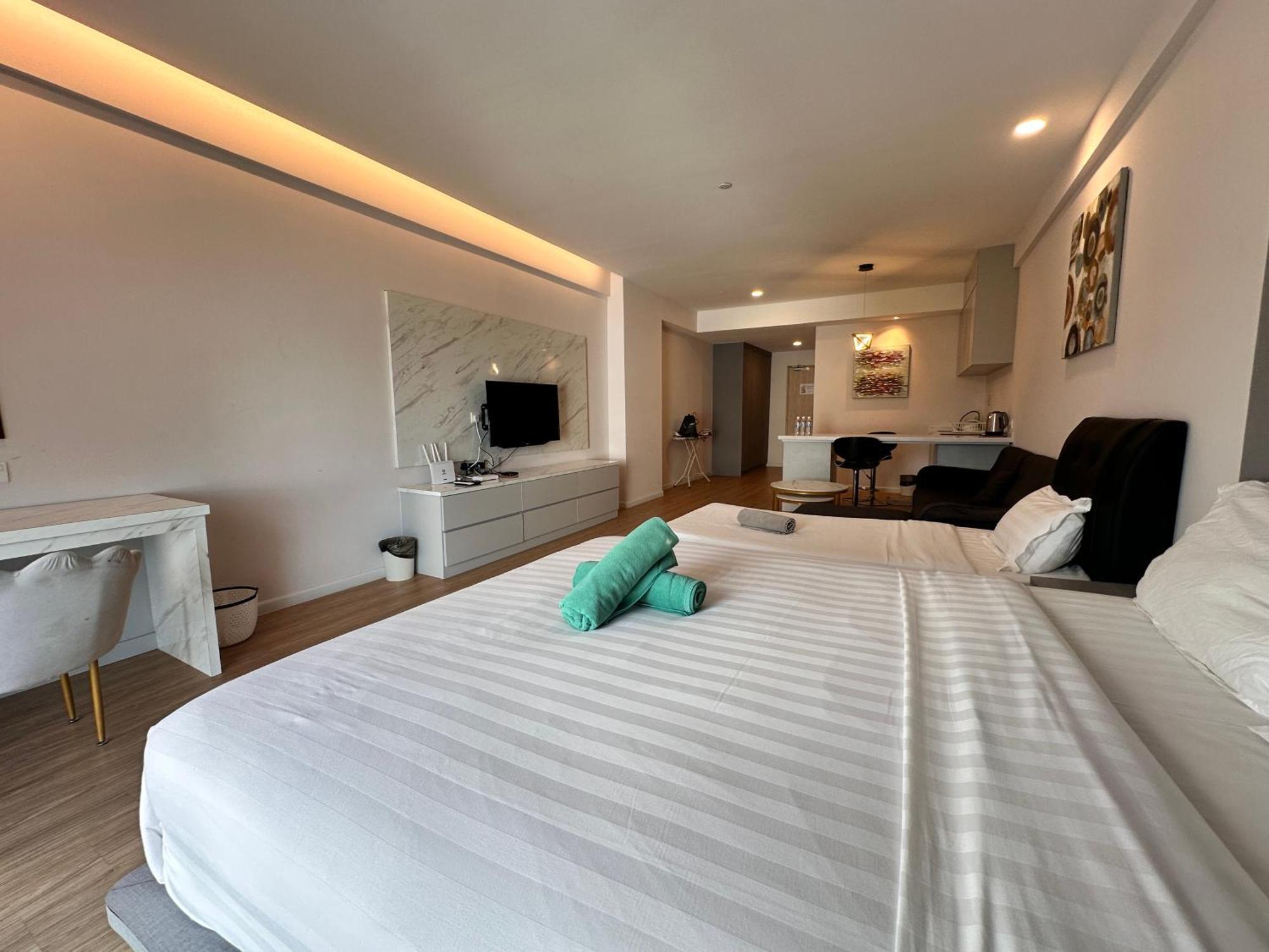 Aru Suites Homestay Wifi,Carpark,24H Check In,Water Filter By R2 Residence コタキナバル エクステリア 写真
