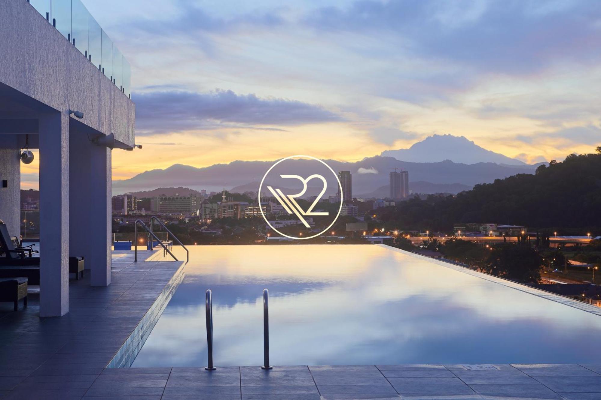 Aru Suites Homestay Wifi,Carpark,24H Check In,Water Filter By R2 Residence コタキナバル エクステリア 写真