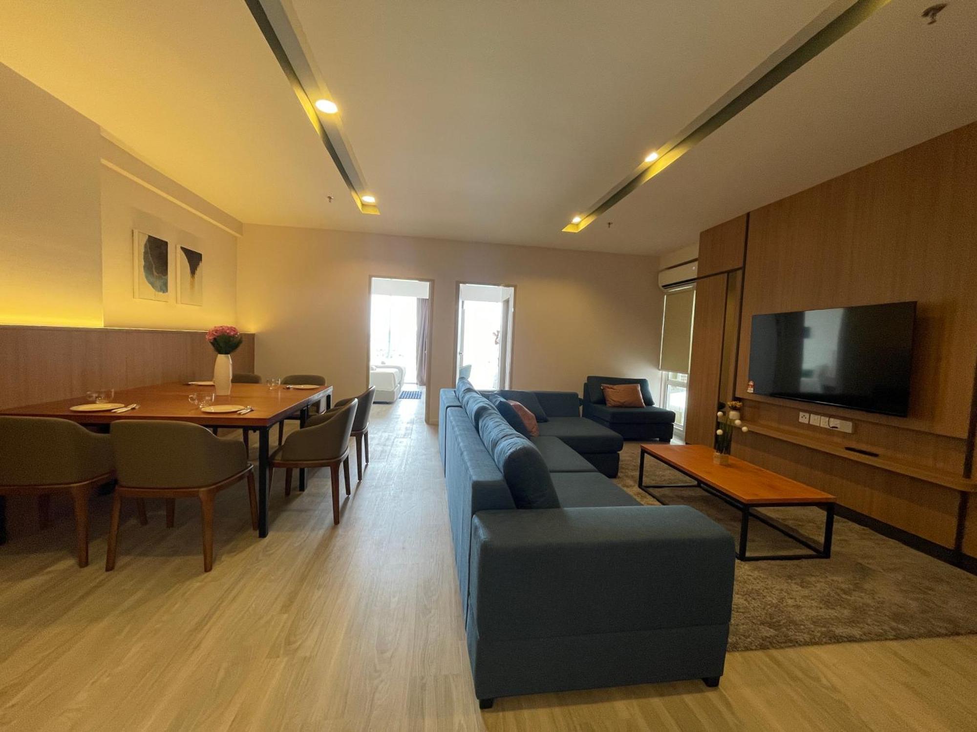 Aru Suites Homestay Wifi,Carpark,24H Check In,Water Filter By R2 Residence コタキナバル エクステリア 写真